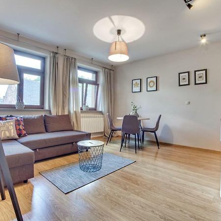 Trendy Apartment Kochanowskiego Street Красков Екстериор снимка